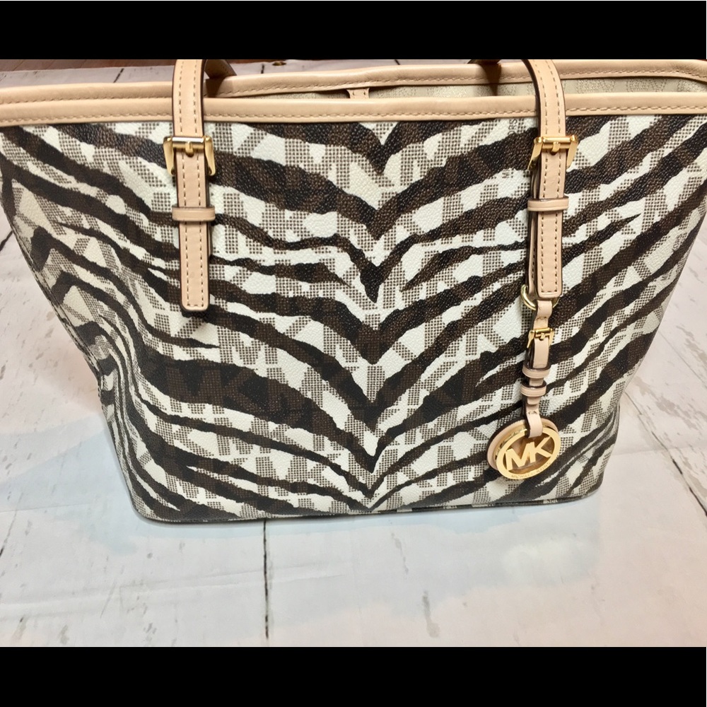 Michael Kors Jet Set Medium Zebra Tote